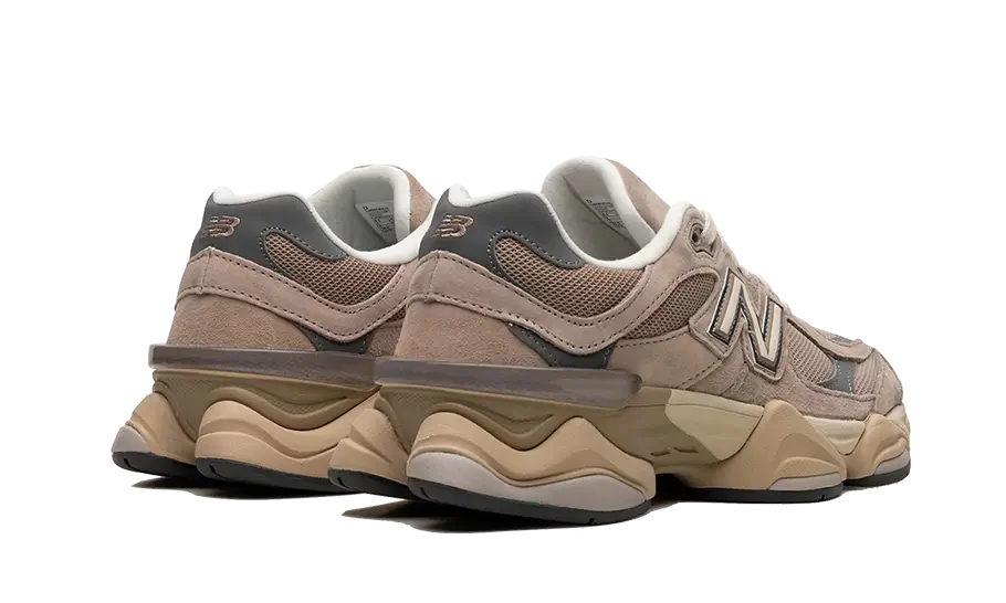 New Balance 9060 Driftwood Castlerock