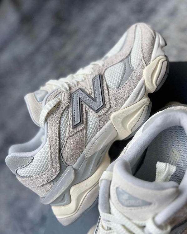 New Balance 9060 Moonbeam Sea Salt