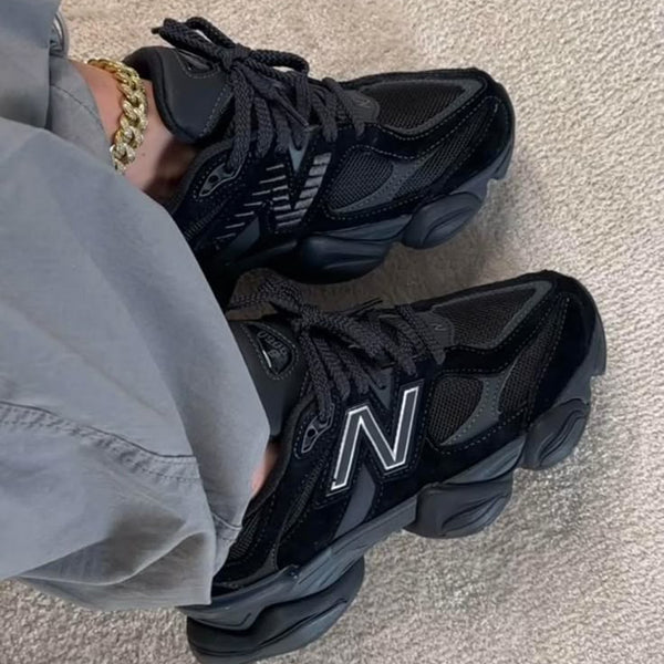 New Balance 9060 Triple Black