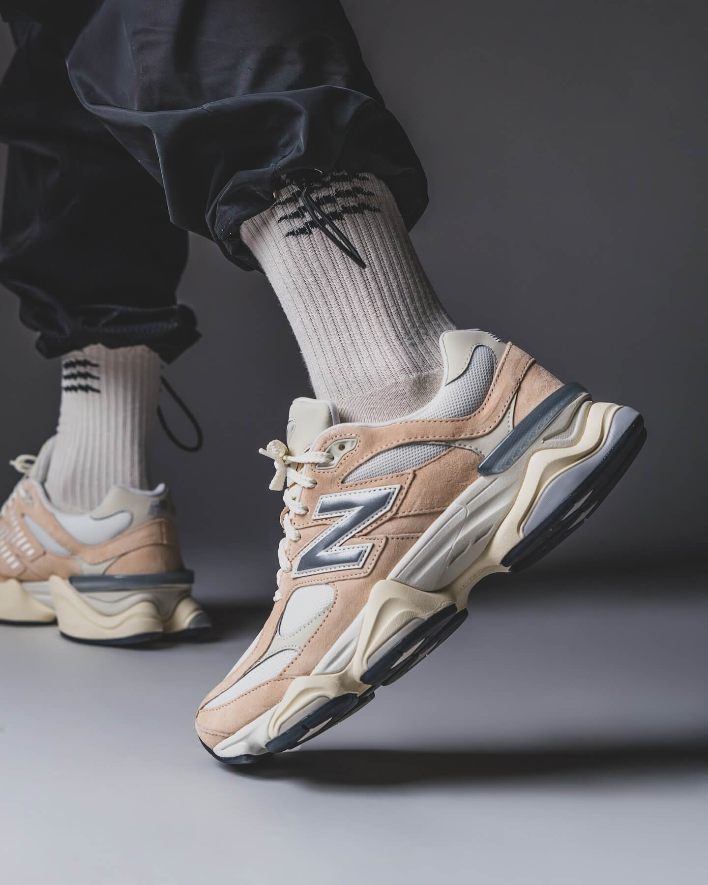 New Balance 9060 Vintage Rose