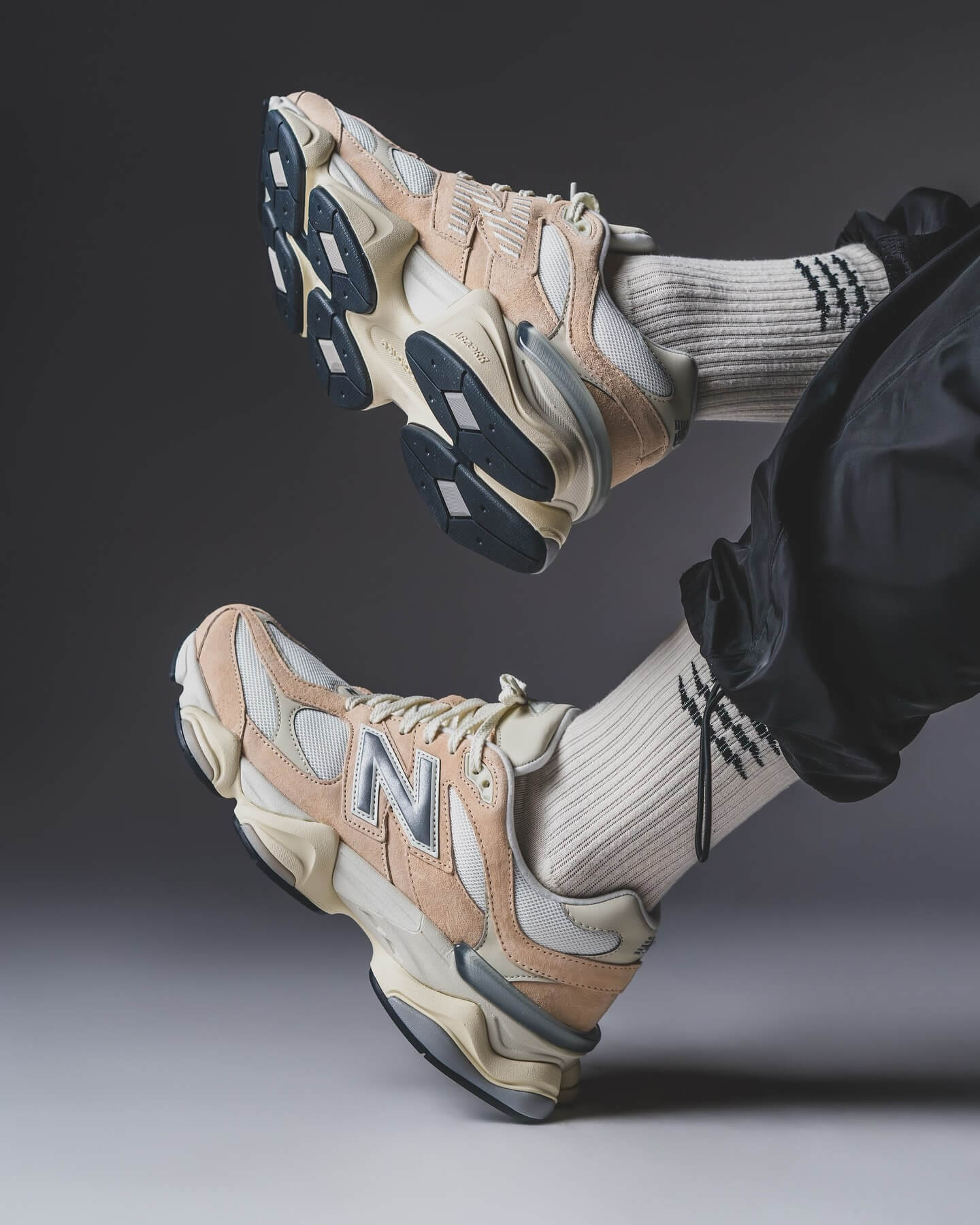 New Balance 9060 Vintage Rose