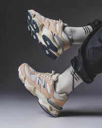 New Balance 9060 Vintage Rose