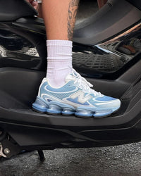 New Balance Abzorb 2000 Baby Blue – authentieke label- en maatbepalingsdetail in zool en tong