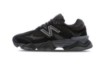 New Balance 9060 Triple Black