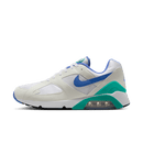Nike Air 180 White Medium Blue Clear Jade met witte mesh upper, blauwe Swoosh en jadegroene accenten, zijaanzicht van de retro runner exclusief bij Snrkickz.