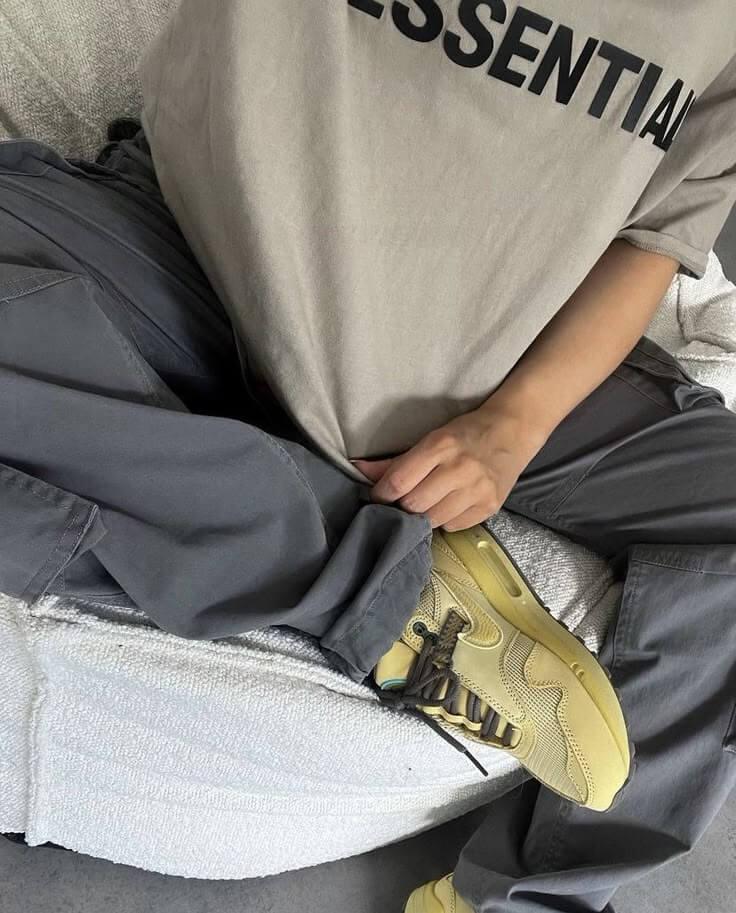Nike Air Max 1 Travis Scott Cactus Jacket Saturn Gold