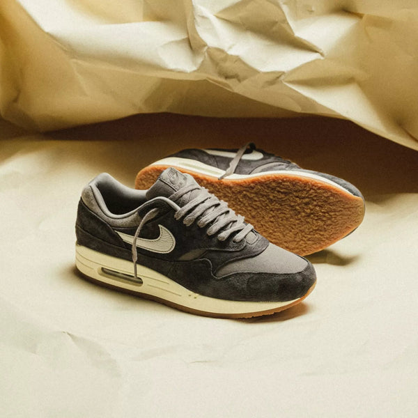 Nike Air Max 1 Crepe Weiches Grau