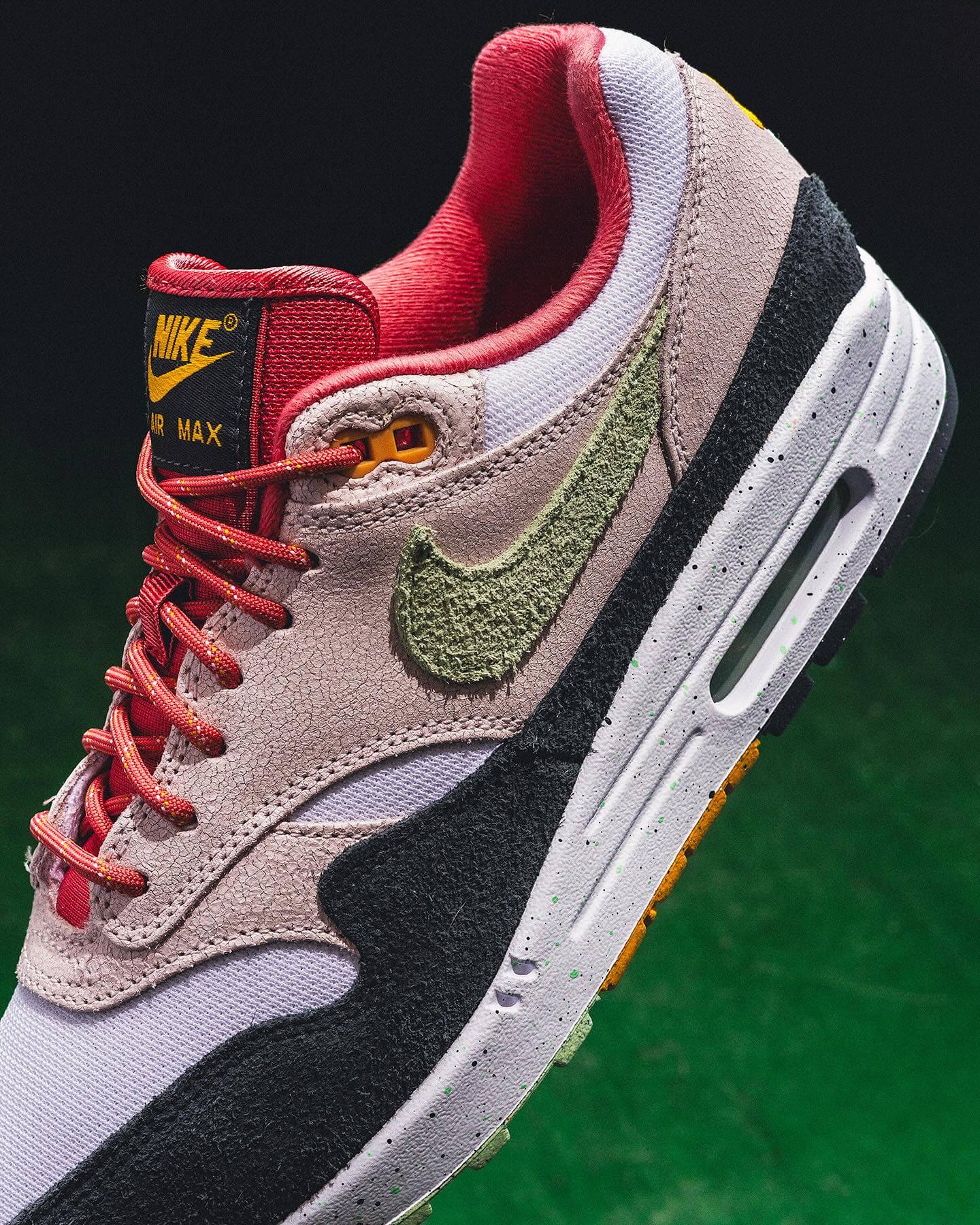 Nike Air Max 1 Easter Celebration