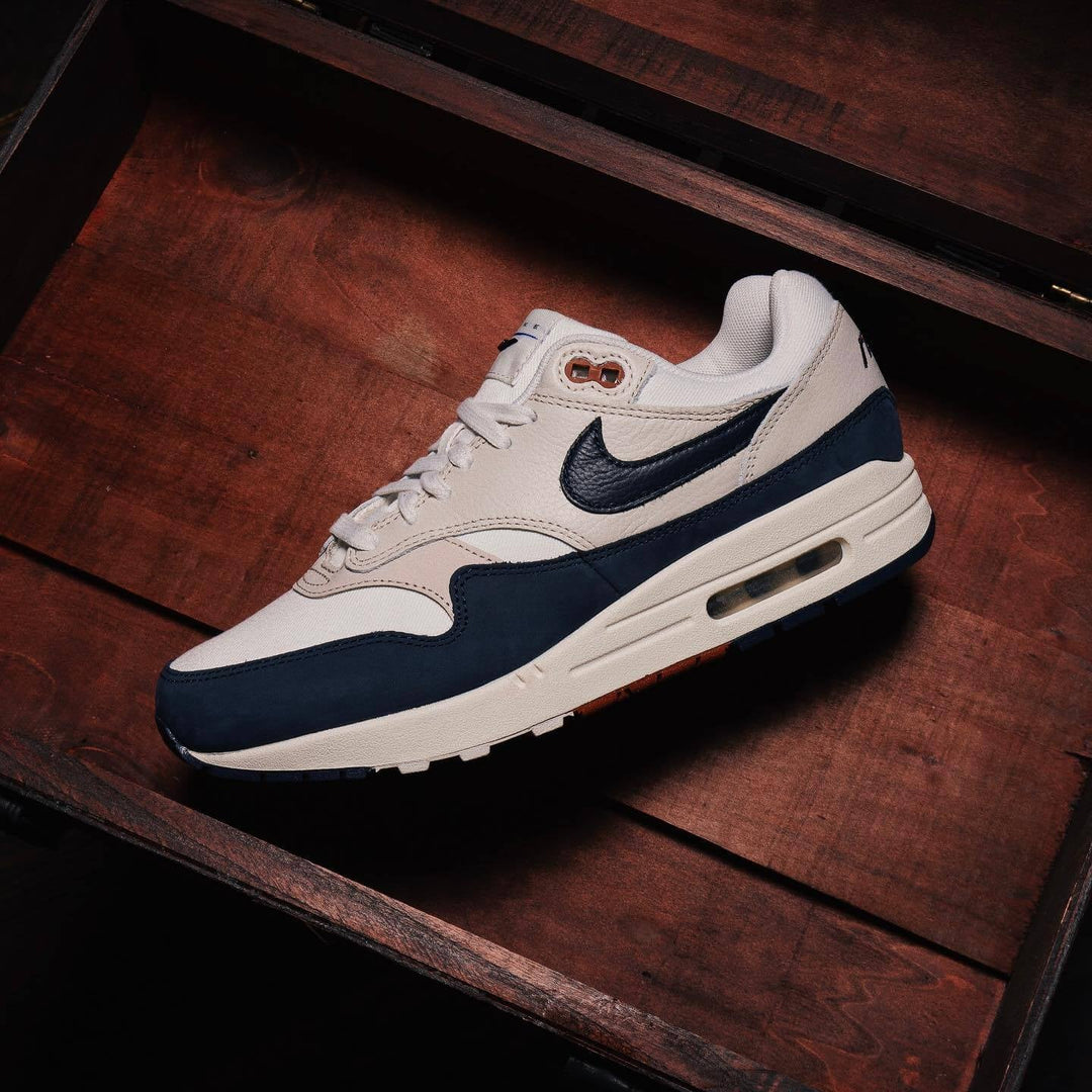 Nike Air Max 1 Obsidian LX