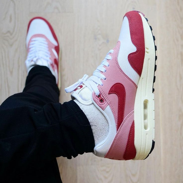 Nike Air Max 1 Red Stardust
