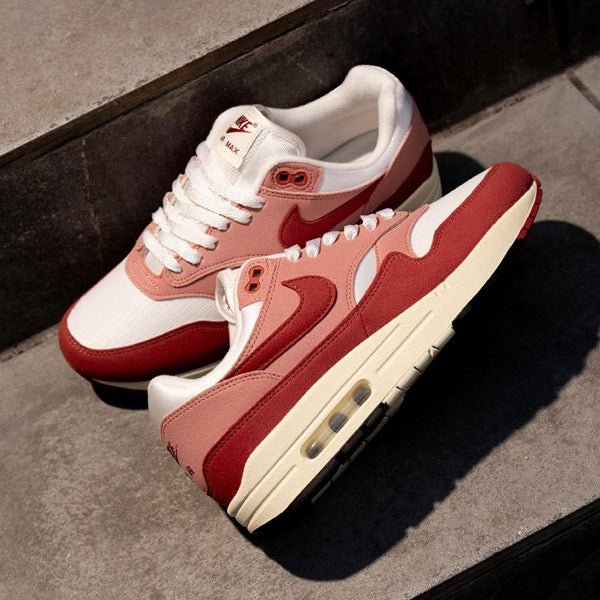 Nike Air Max 1 Red Stardust