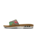 Nike Air Max 1 Slide Ale Brown FJ4007-200 – front view met zachte bruine strap, retro kleuraccenten en zichtbare Air-unit in de zool