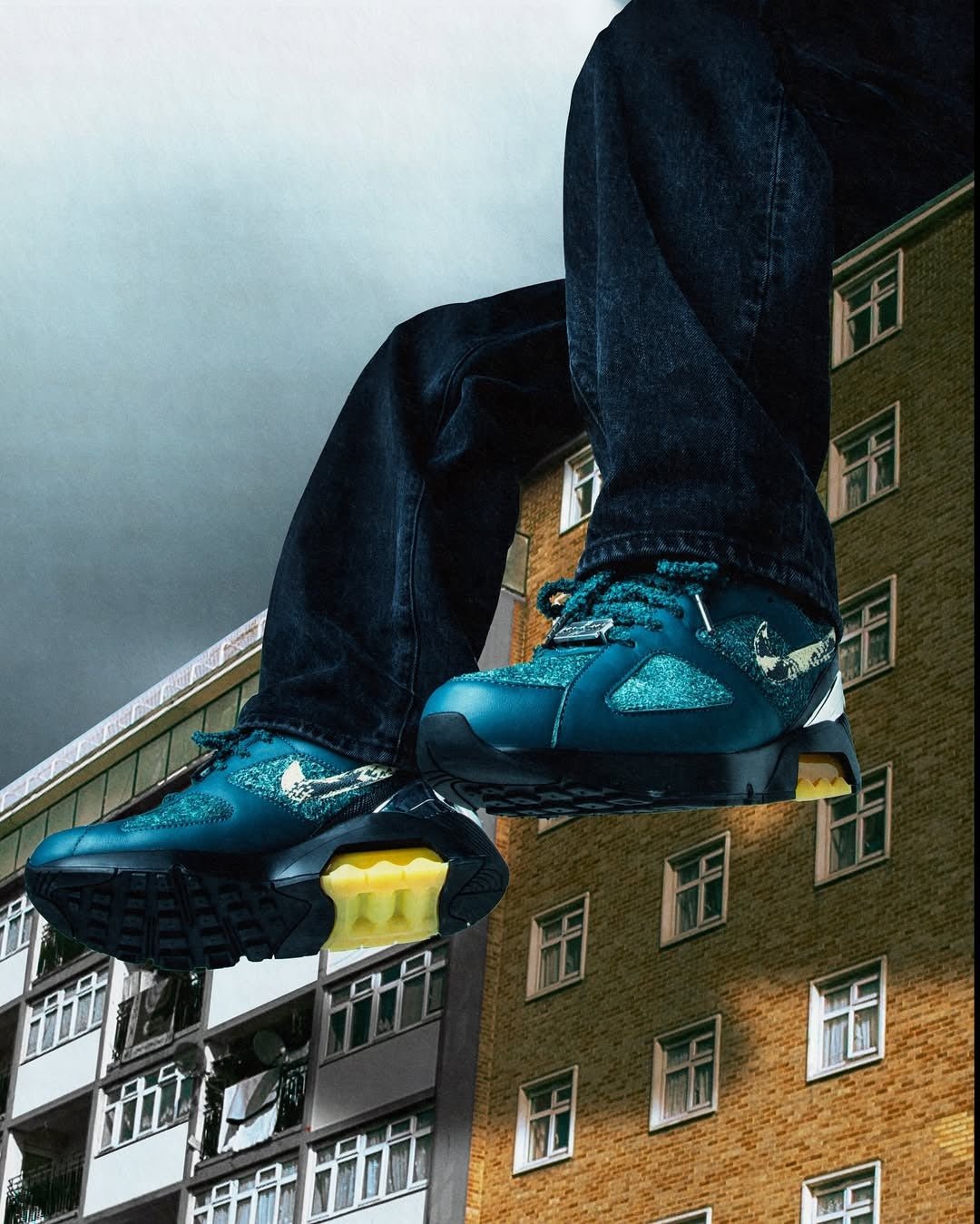 Nike Air Max 180 Apron Records Vortex