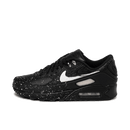 Sideview van de Nike Air Max 90 Slawn Black met graffiti-art details, zwarte mudguard en kleurrijke gestreepte Swoosh