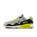 Sideview van de Nike Air Max 90 SP Patta Waves Cyber met felgele mudguard, golvend leren paneel en witte zool