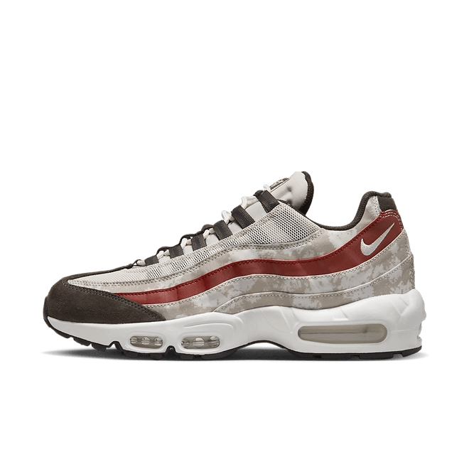 Nike Air Max 95 SE Social FC
