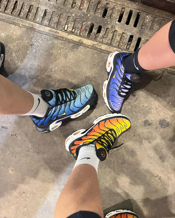 Nike Air Max Plus OG Hyper Blau