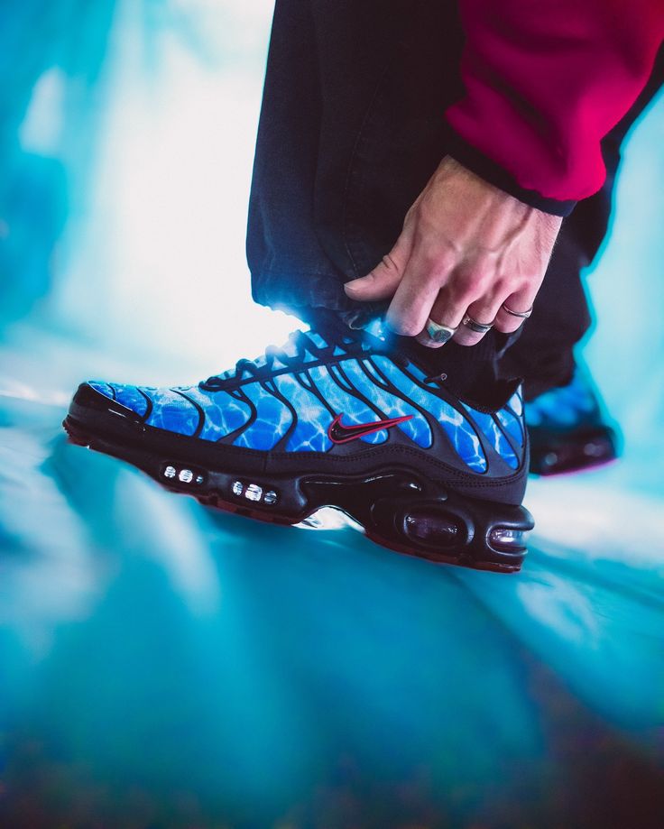 Nike Air Max Plus Shark Attack