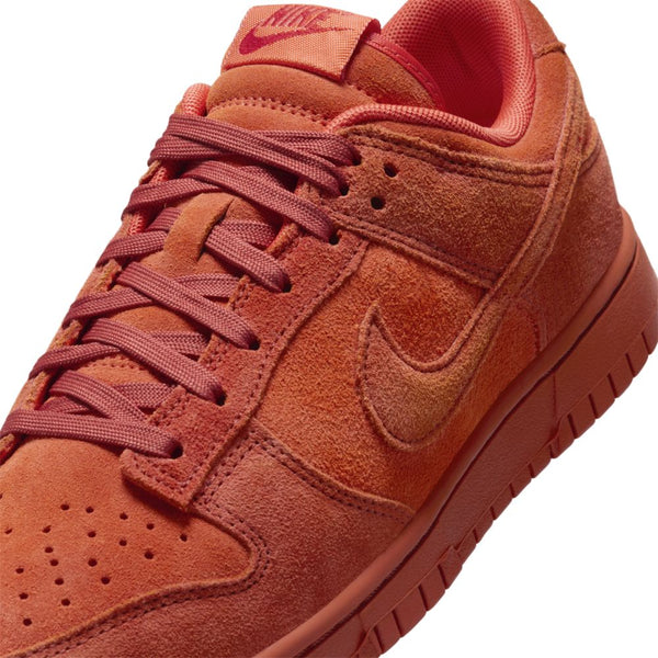 Nike Dunk Low Tal des Feuers