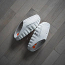 Nike_Mind_001_Slide_Light_Smoke_Grey_HQ4307-003_Light_Smoke_Grey_Chrome_Hyper_Crimson_Photon_Dust_Black_Snrkickz detail