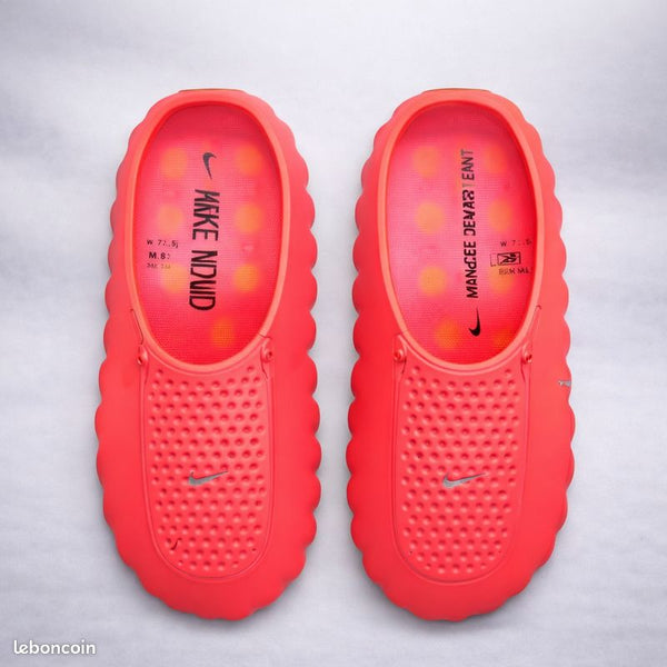 Nike Mind 001 Slide Solar Red