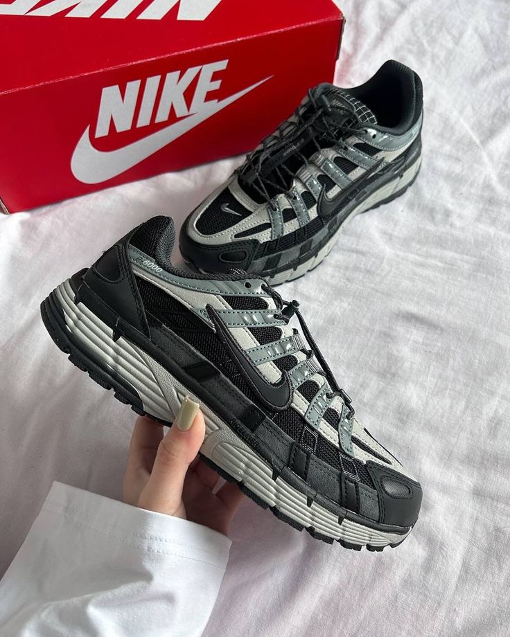 Nike P-6000 Anthrazit Rauchgrau