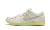 Nike SB Dunk Low Mummy