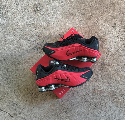 Nike Shox R4 University Red Black Metallic Silver