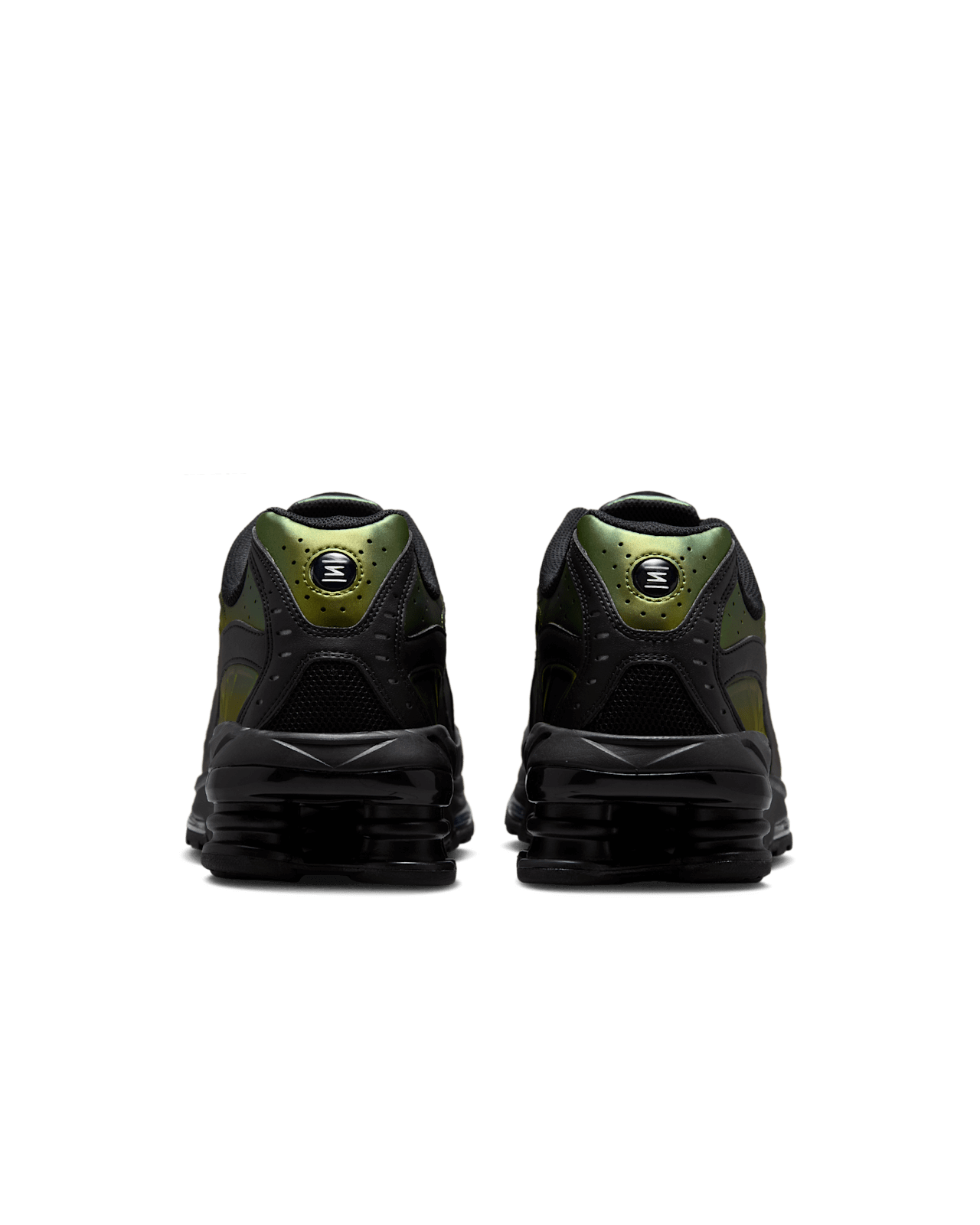 Close-up van de Nike Shox Ride 2 Black Cargo Khaki met metallic khaki Shox-units, rubberen buitenzool en zwart leren panelen

