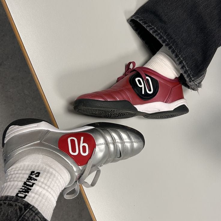 Nike_Total_90_3_SP_Metallic_Silver_Black_HJ9351-002_Snrkickz 5