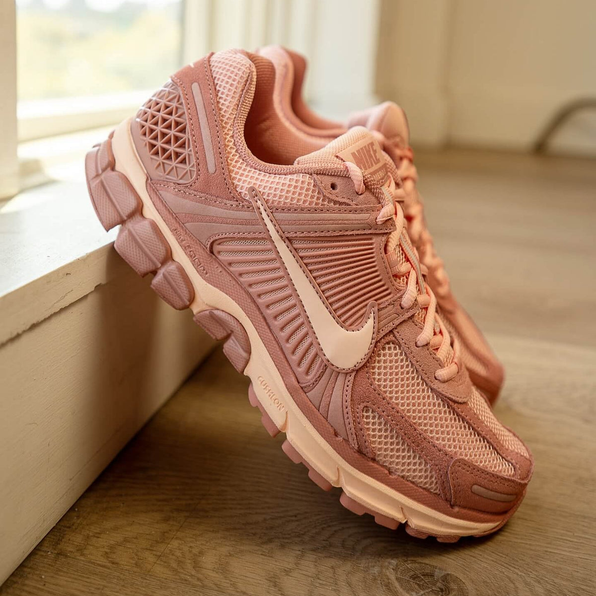 Nike Zoom Vomero 5 Red Stardust