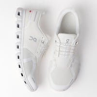 On Running Cloud 6 All White