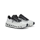 On_Running_Cloudtilt_Black_Ivory_3ME10101430_Black_Ivory_Snrkickz1