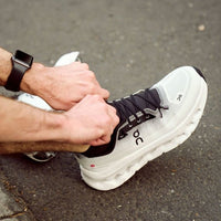 On_Running_Cloudtilt_Black_Ivory_3ME10101430_Black_Ivory_Snrkickz2 