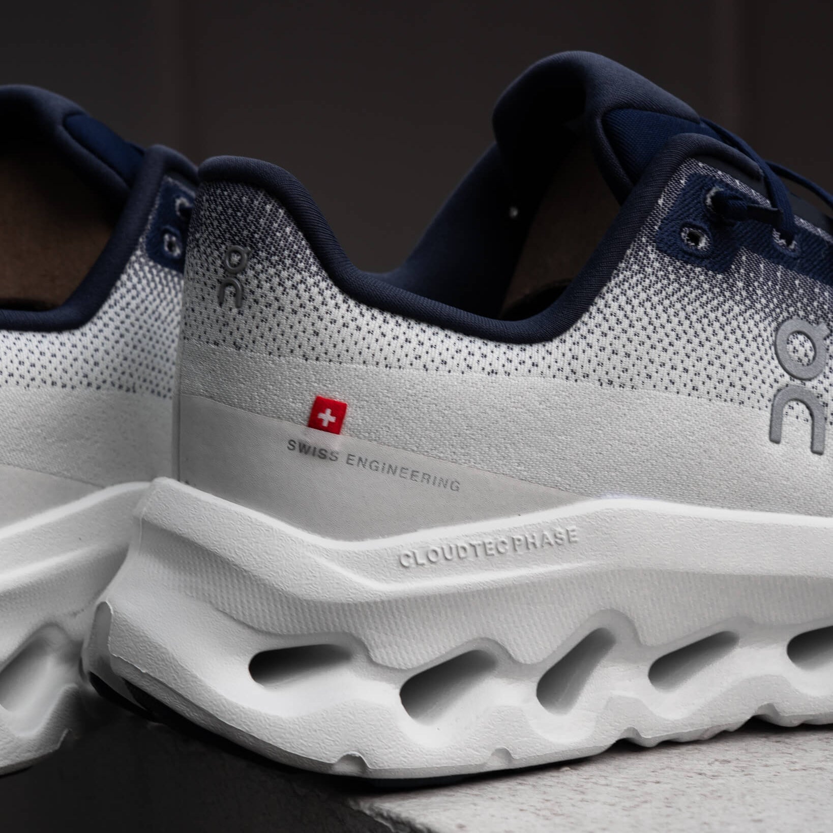 On Running Cloudtilt Midnight Ice (Women's)