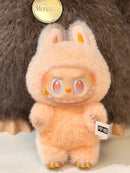 Pop Mart Labubu Big Into Energy “Happiness” – displaybox met meerdere Happiness pendants, kleurrijke presentatie