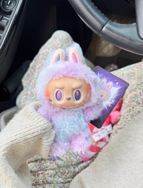 Pop Mart Labubu The Monsters Big Into Energy Series Luck Vinyl Plush Pendant - SnrKickz