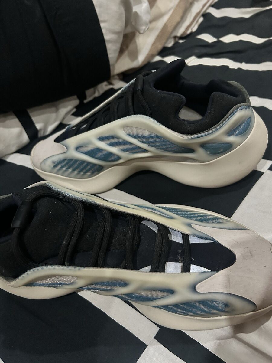 Adidas Yeezy 700 V3 Kyanite