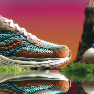 Saucony ProGrid Omni 9 Sneaker Politics Sportsman's Paradise