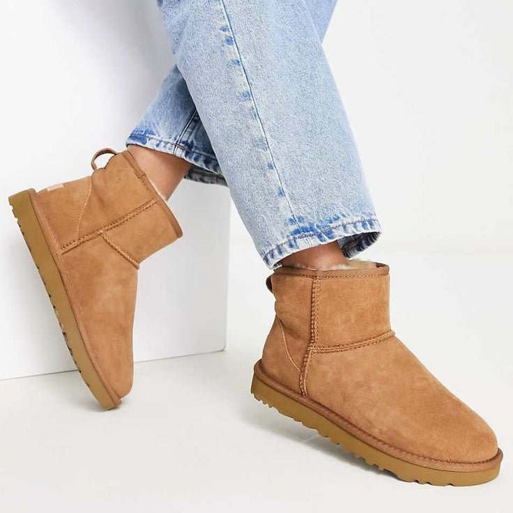 UGG Classic Mini II Boot Chestnut (Women's)