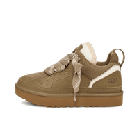 UGG Lowmel sneaker in antilopekleur met suède afwerking, dikke profielzool en warme fleece voering, gefotografeerd in zijaanzicht